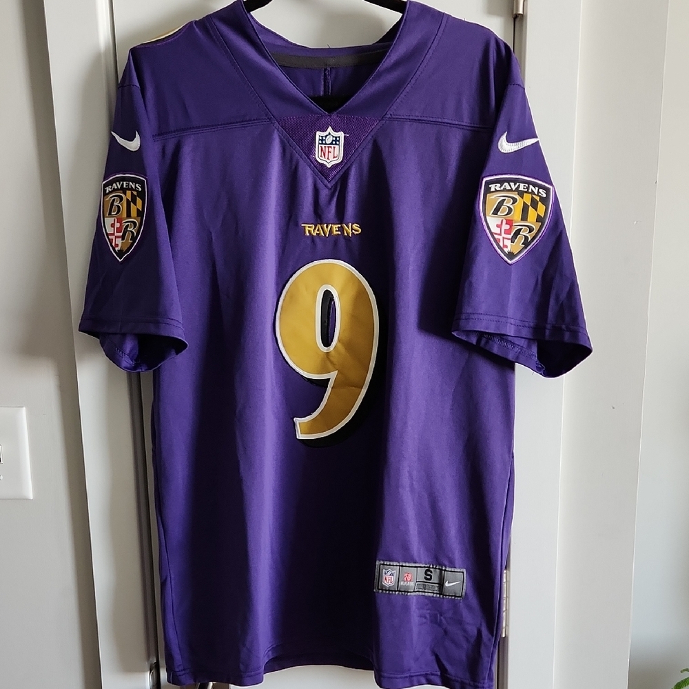 Purple Ravens Jersey with Gold Number